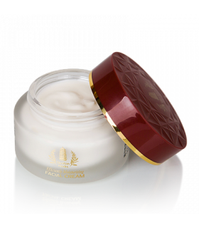 Crema Facial de Día Altamente Hidratante con Hierbas del Tíbet.